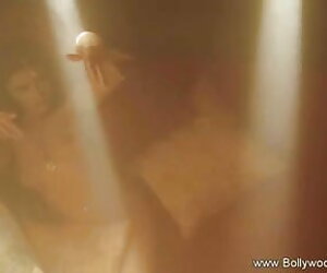1970, আখি আলমগির এক্স ভিডিও বাঁড়ার রস খাবার